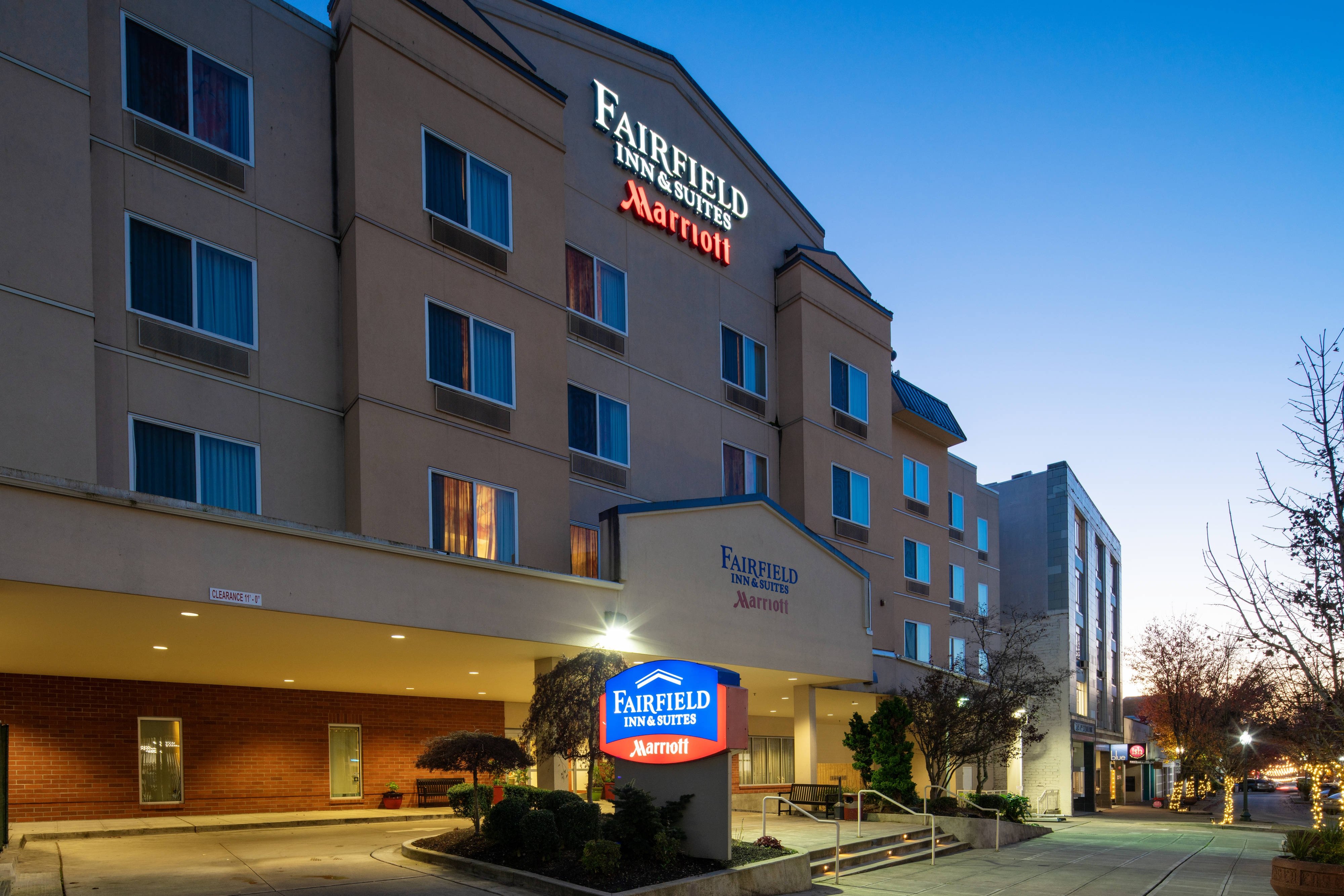 Fairfield Inn & Suites Seattle Bremerton Local Info Tourist Class