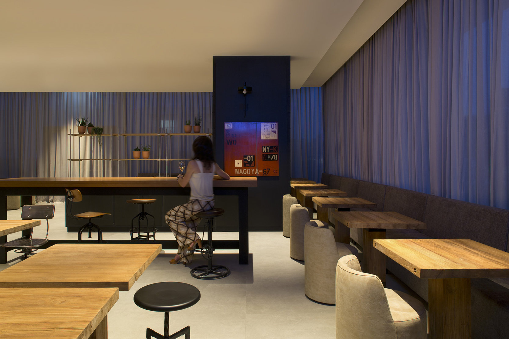 J Hotel