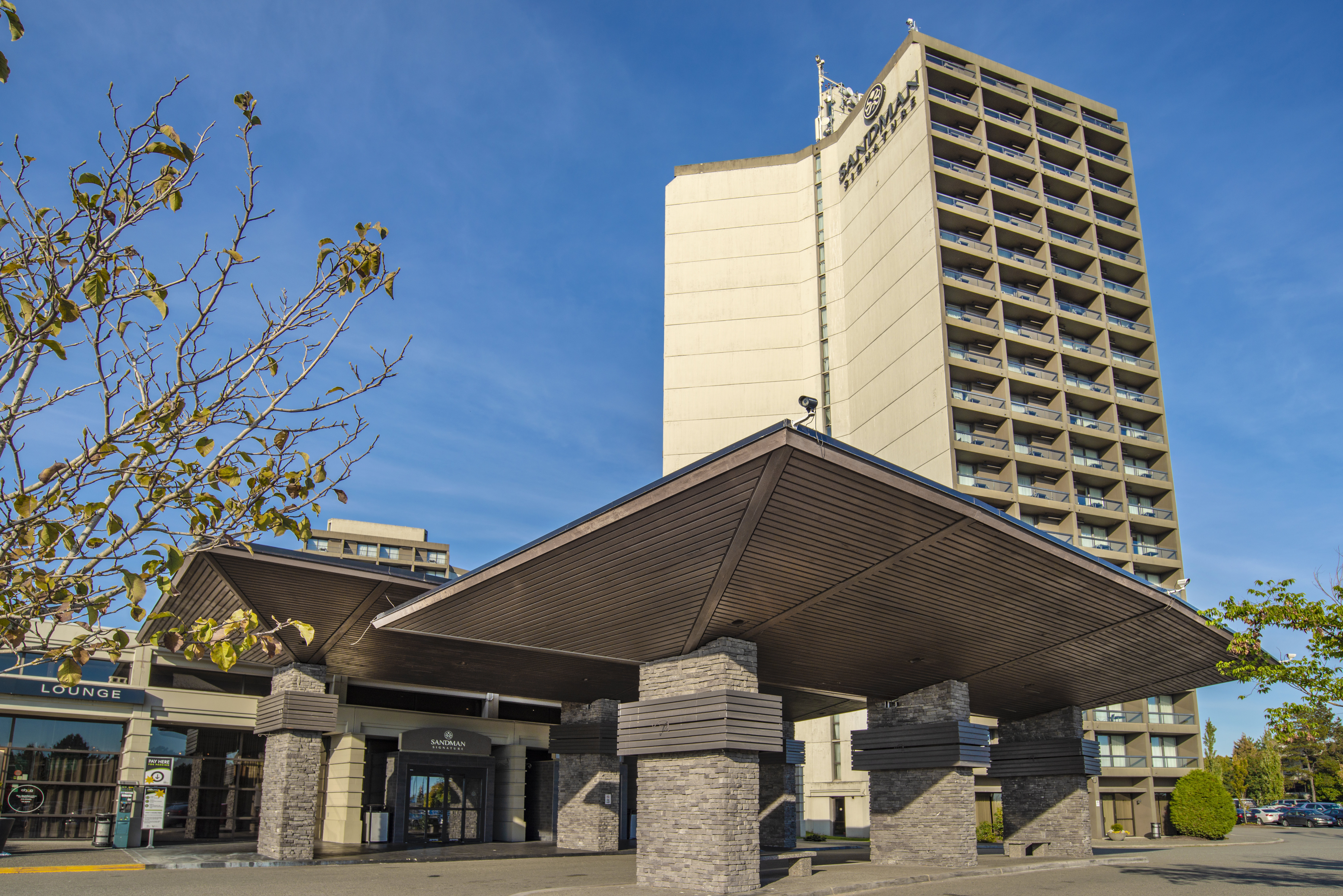 Sandman Signature Hotel & Rst Vancouver Local Info- First Class Richmond, BC Hotels | TravelAge West