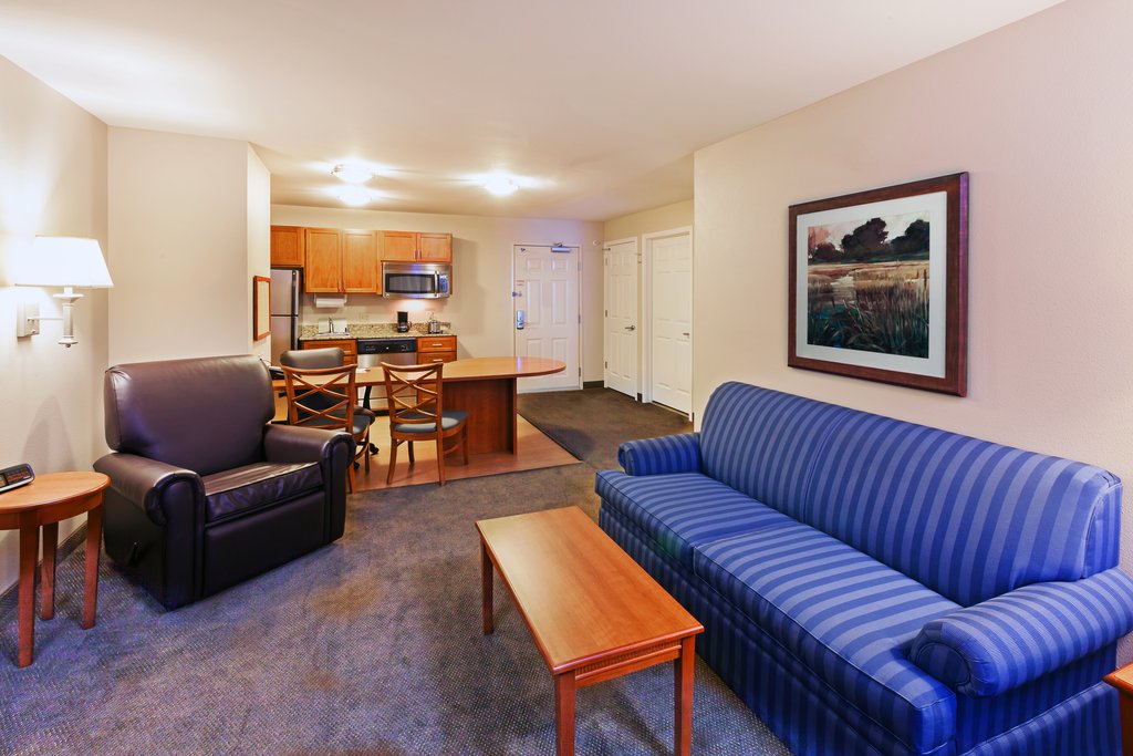 Candlewood Suites El Paso North, an IHG Hotel - Tap to explore photos