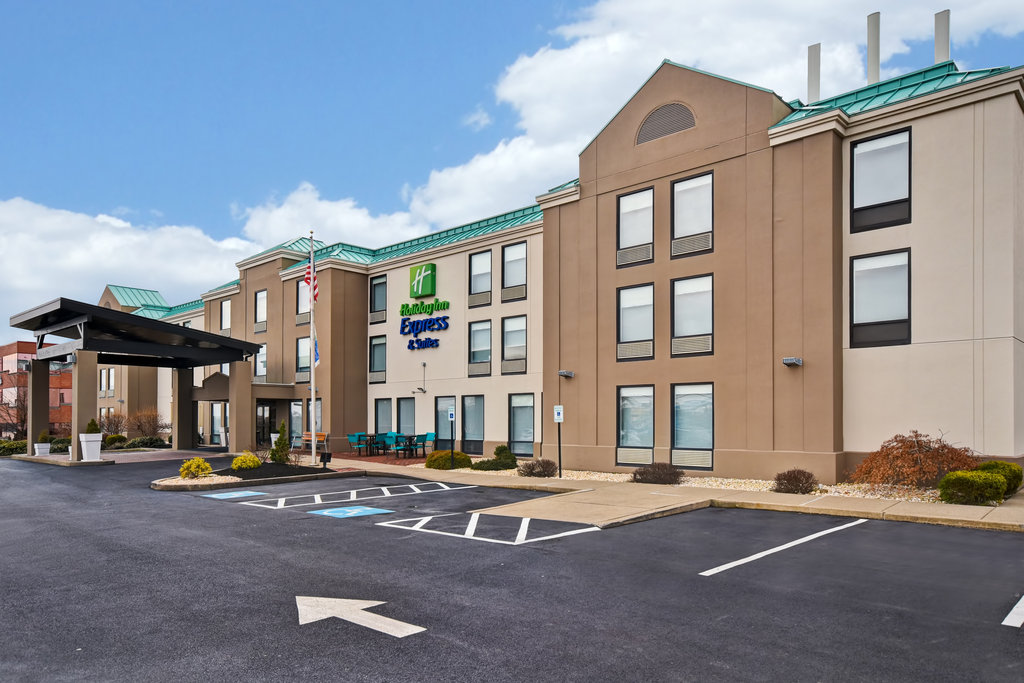 Holiday Inn Express & Suites ALLENTOWN CEN - DORNEYVILLE - Tap to explore photos