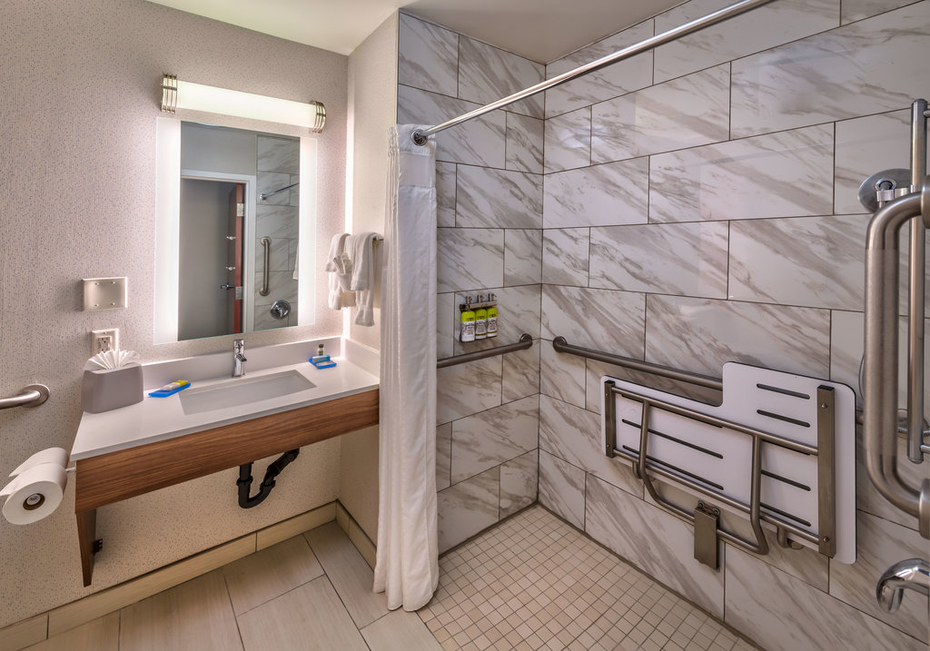 Holiday Inn Express Reno Airport - Tap to explore photos