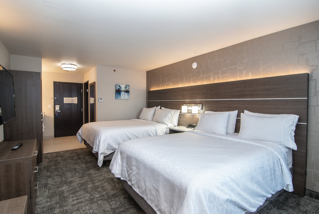 Holiday Inn Express Hotel & Suites Kalispell - Tap to explore photos