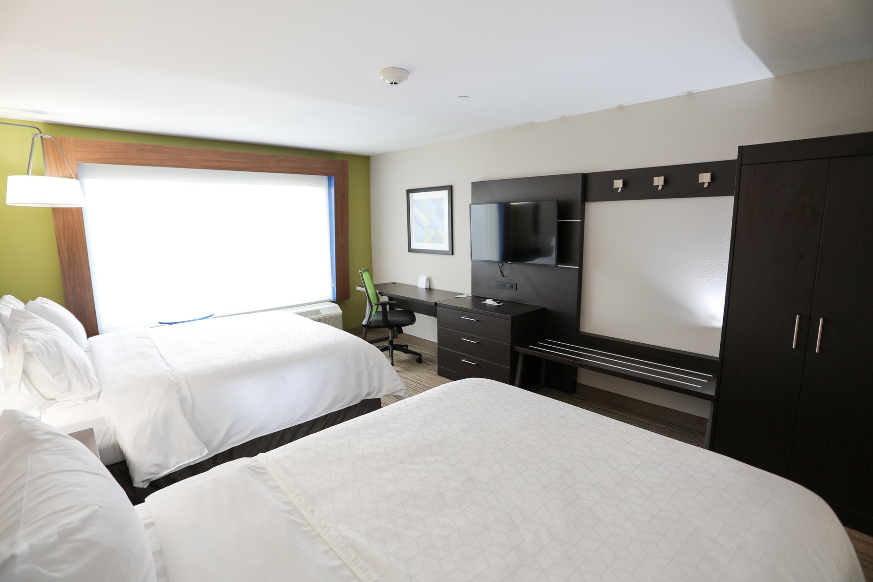 Holiday Inn Express & Suites - Forney - Tap to explore photos