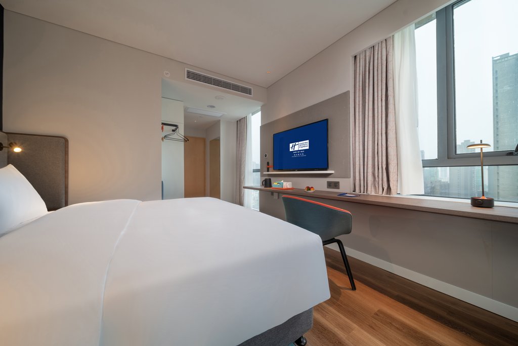 Holiday Inn Express HUAIBEI CITY CENTER - Tap to explore photos