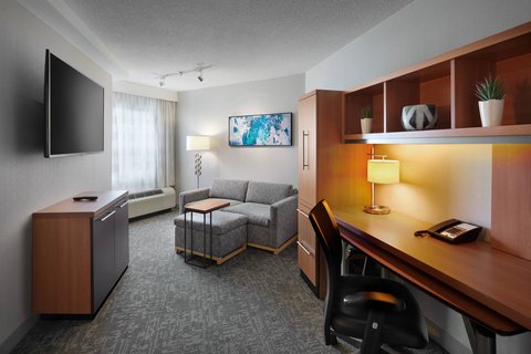 TownePlace Suites by Marriott Mississauga-Arpt Corp Ctr - Tap to explore photos