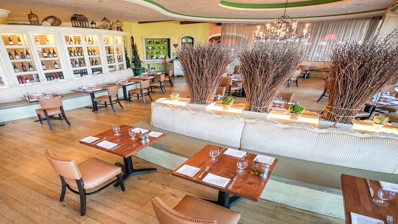 National and Suites Ottawa