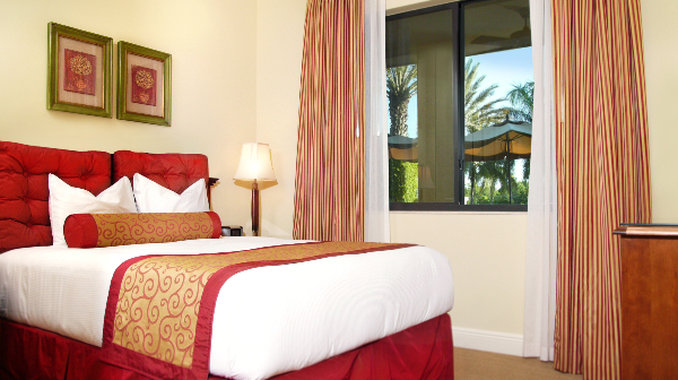 Naples Bay Resort & Marina