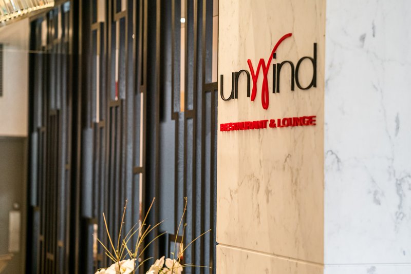 Holiday Inn and Suites Vancouver Downtown