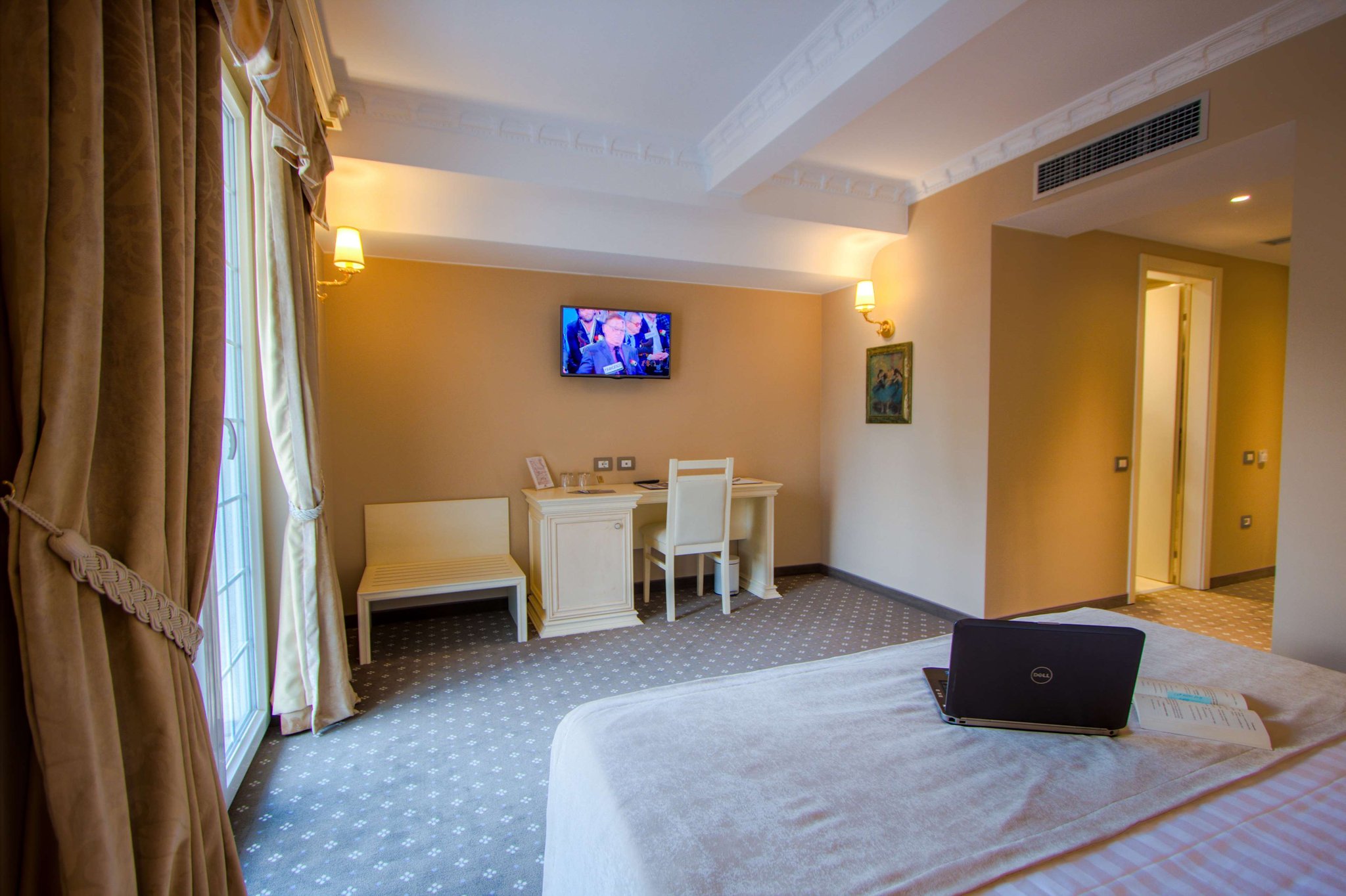Lot Boutique Hotel and Restaurant