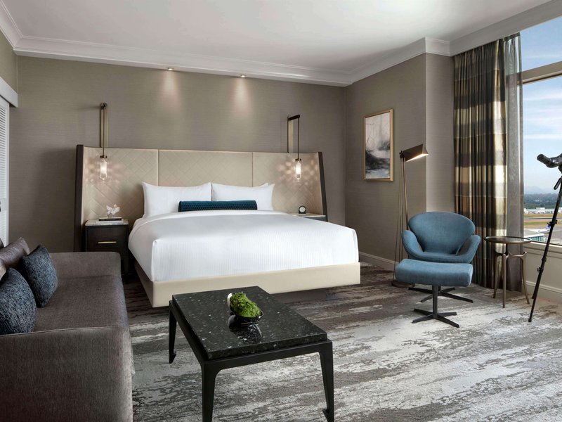 Fairmont Vancouver Airport