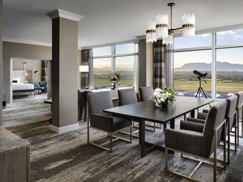 Fairmont Vancouver Airport