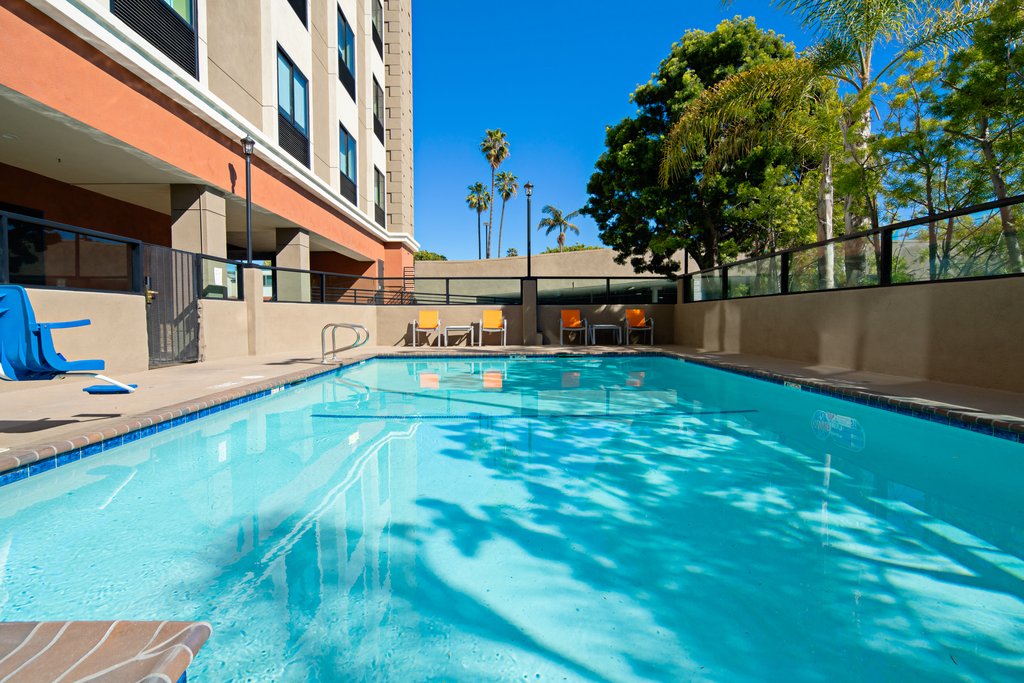 Holiday Inn Express LOS ANGELES - LAX AIRPORT by IHG