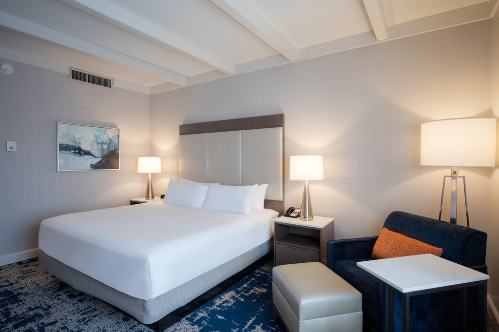 Crowne Plaza ALBANY - THE DESMOND HOTEL - Tap to explore photos