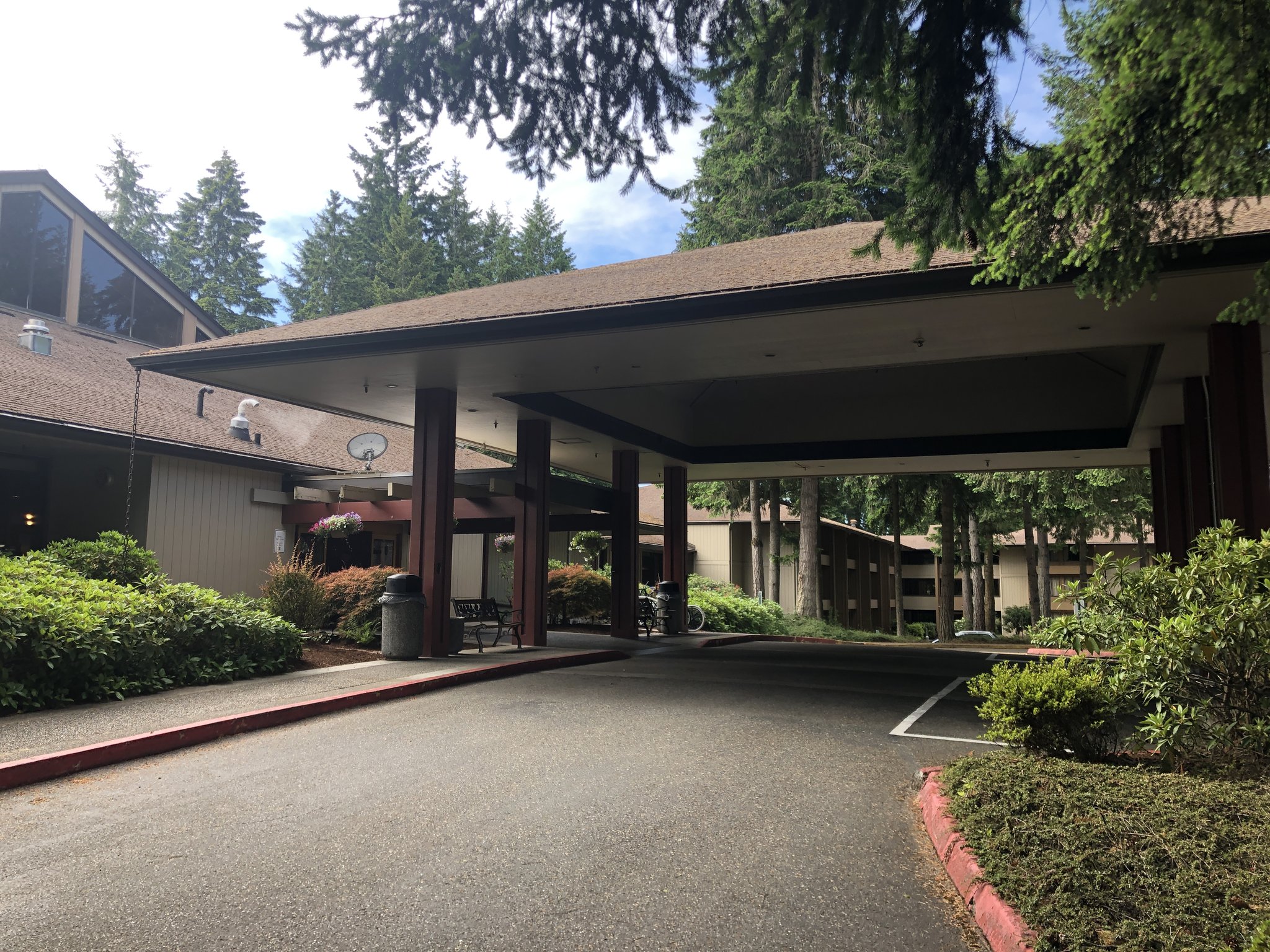 Olympia Hotel At Capitol Lake – Olympia, WA