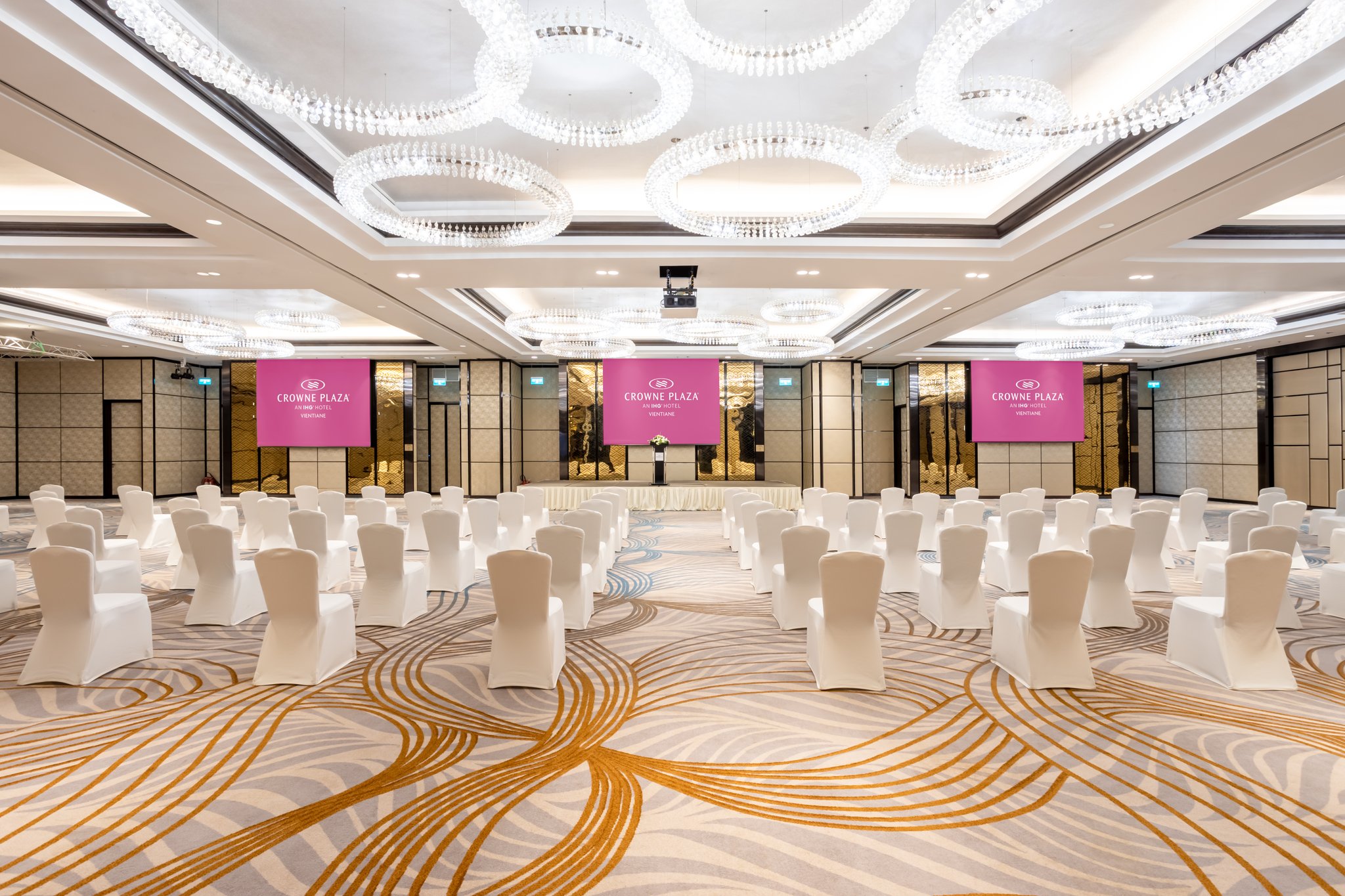 Crowne Plaza Vientiane