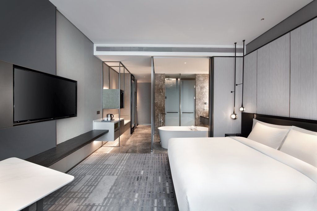 Crowne Plaza HANGZHOU SCIENCE CITY - Tap to explore photos
