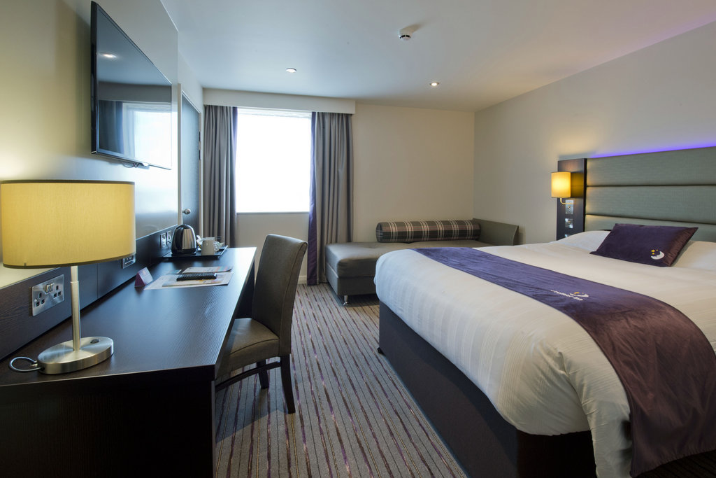 Premier Inn Bedford Town Centre - Tap to explore photos