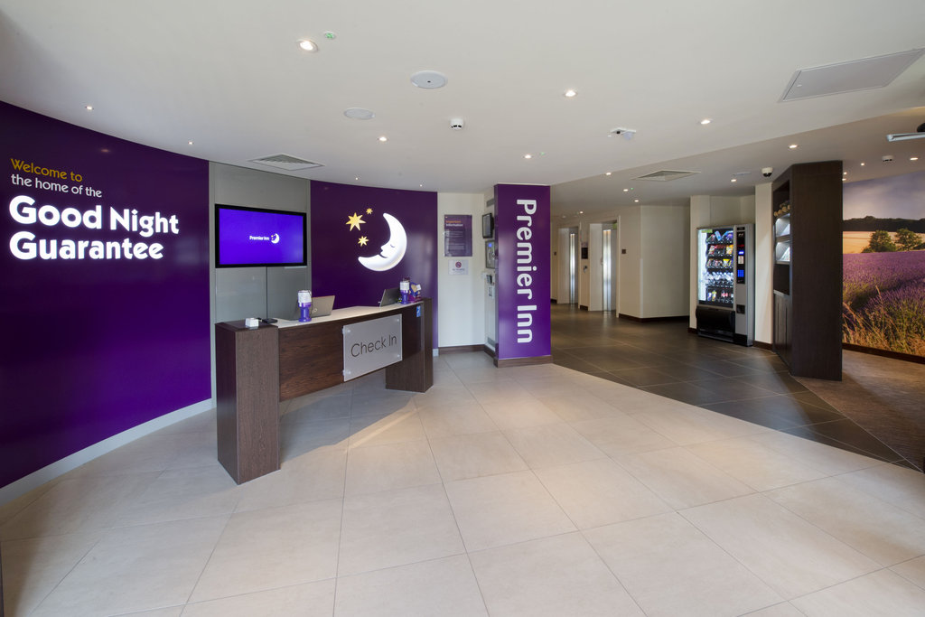 Premier Inn Cirencester - Tap to explore photos