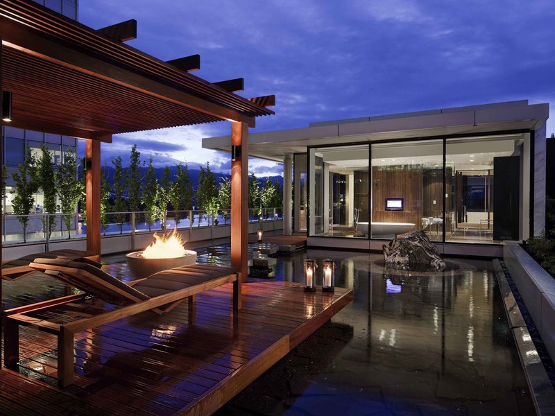 Fairmont Pacific Rim