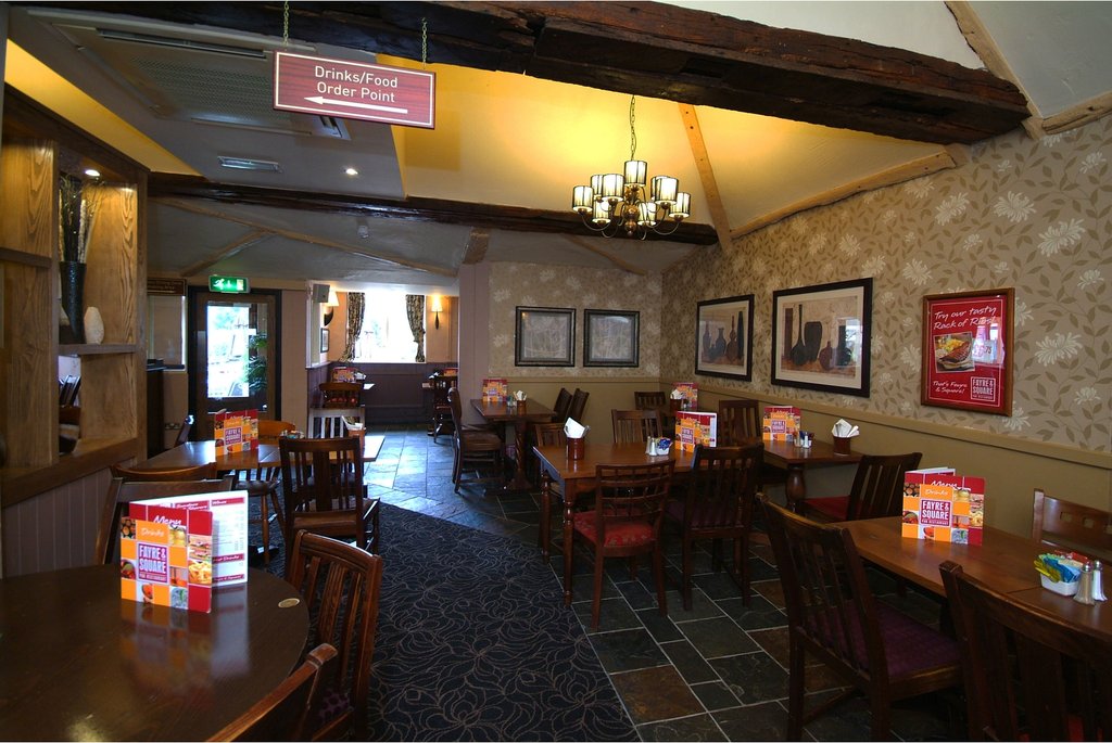 Premier Inn Macclesfield South West - Tap to explore photos