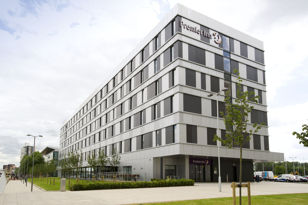 Premier Inn Glasgow Pacific Quay - Tap to explore photos