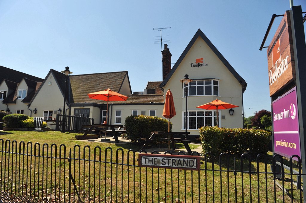 Premier Inn Ipswich South - Tap to explore photos