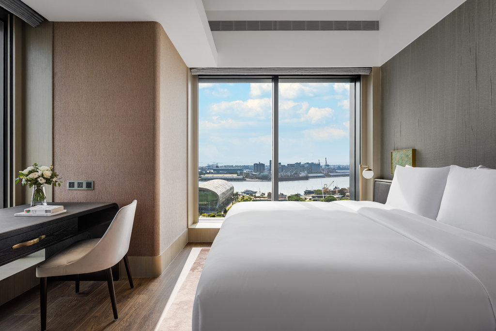 InterContinental Hotels KAOHSIUNG, an IHG hotel - Tap to explore photos