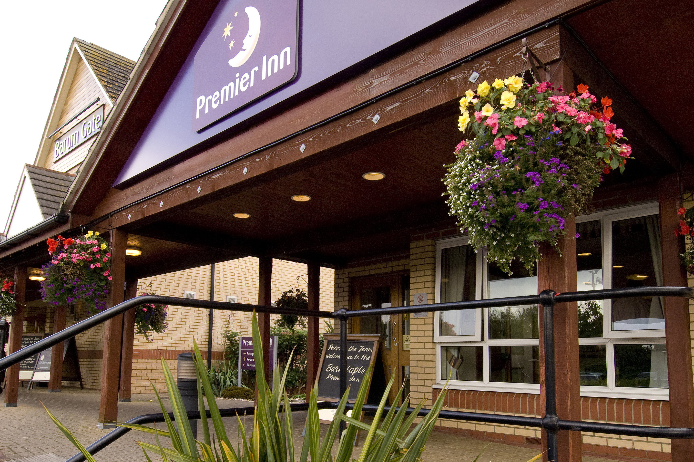 Überwältigend Bitten Temperament premier inn west malling Ameise Stress