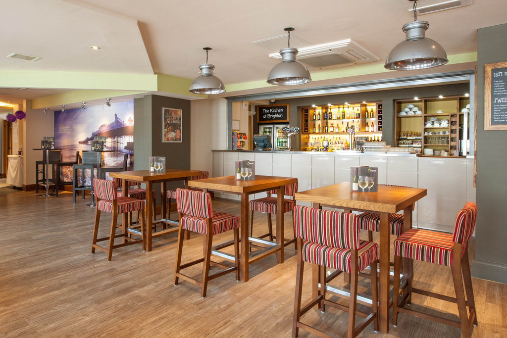 Premier Inn Brighton City Centre (North Street) - Tap to explore photos