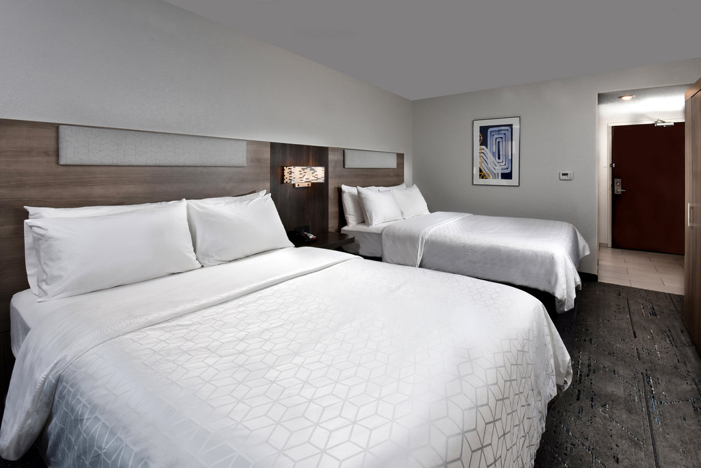 Holiday Inn Express RICHMOND I-64 SHORT PUMP AREA - Tap to explore photos