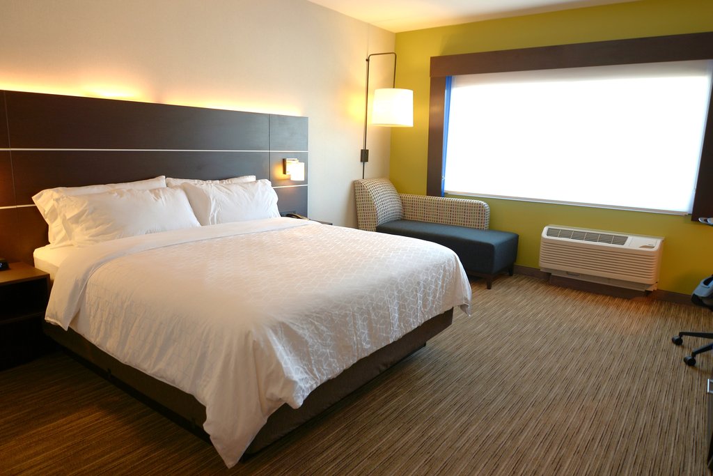 Holiday Inn Express ONALASKA (LA CROSSE AREA) - Tap to explore photos