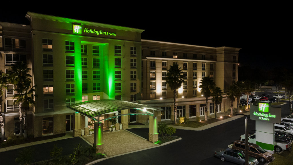 Holiday Inn Hotel & Suites ORANGE PARK - WELLS RD. - Tap to explore photos