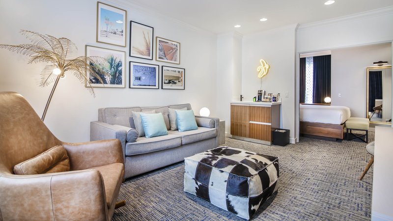 Hotel Belmont Vancouver an Ascend Hotel Collection