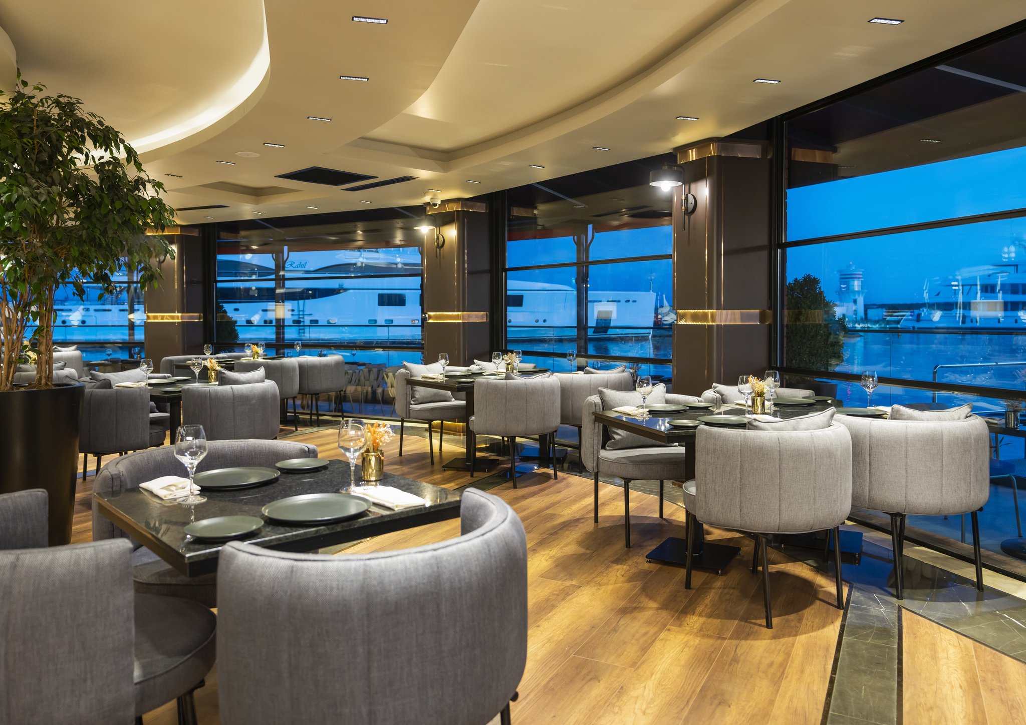 Crowne Plaza Istanbul Tuzla Viaport Marina