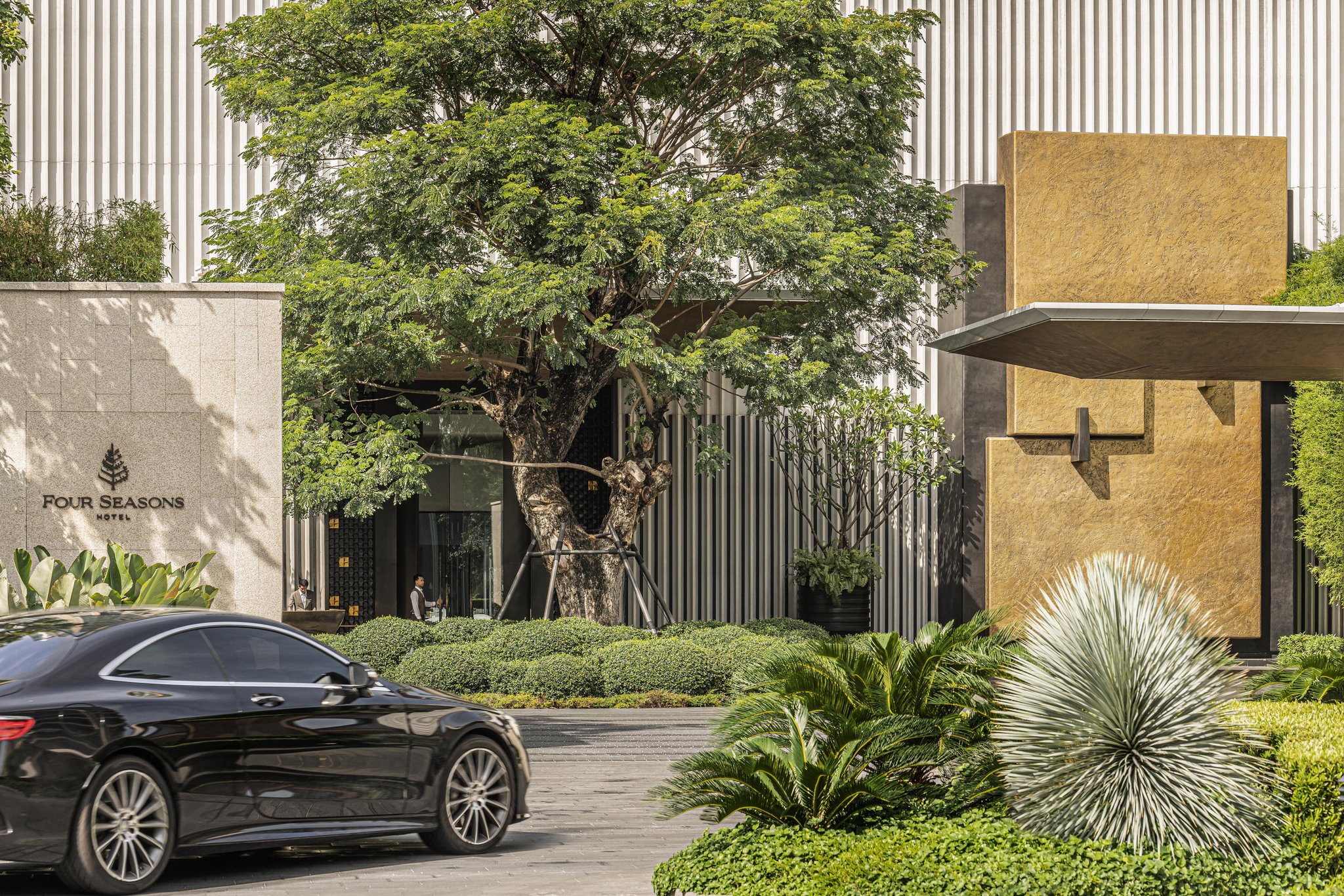 Four Seasons Hotel Bangkok