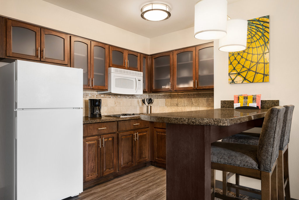 Staybridge Suites OKLAHOMA CITY-QUAIL SPRINGS - Tap to explore photos