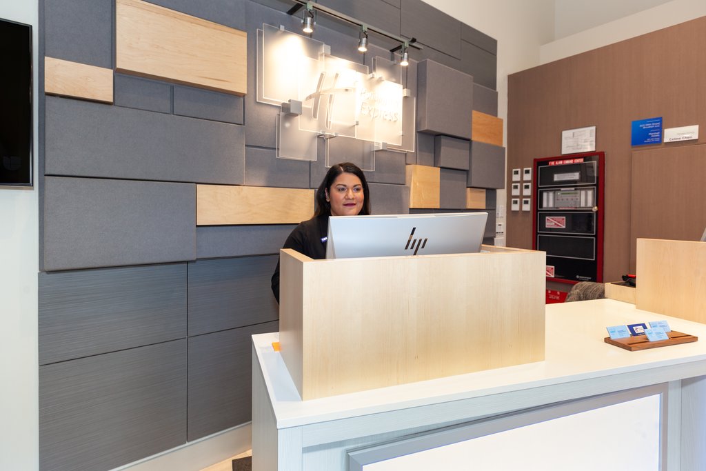 Holiday Inn Express NYC BROOKLYN - SUNSET PARK by IHG