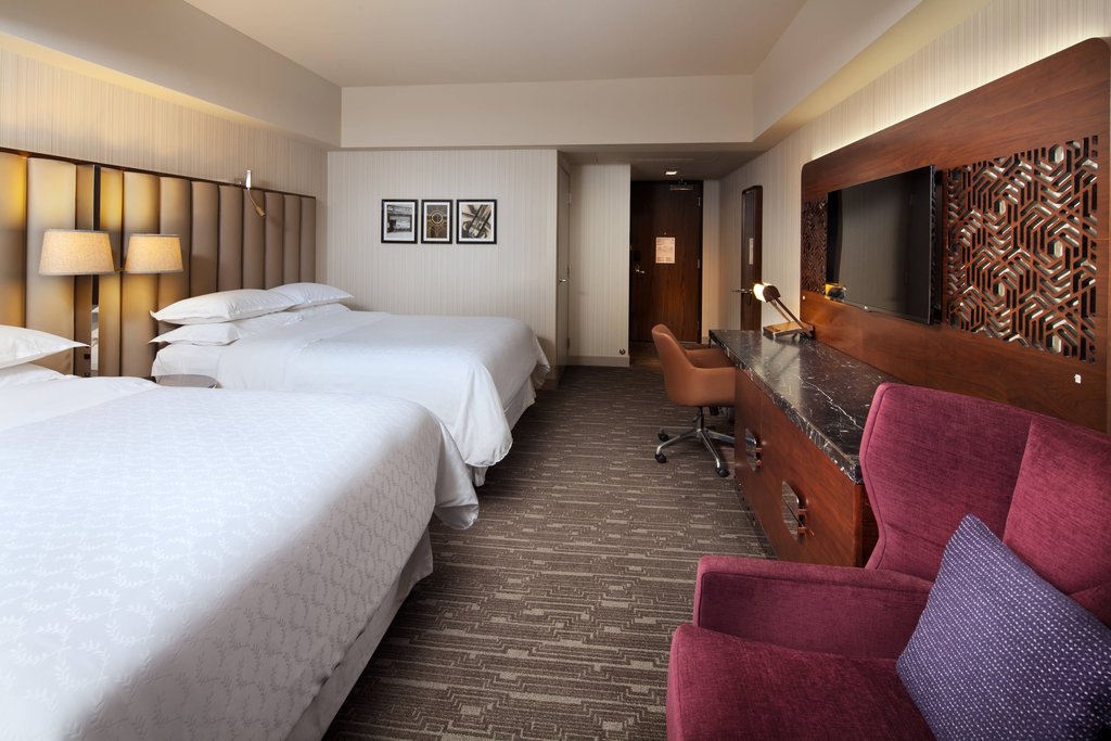 Sheraton Grand Los Angeles - Tap to explore photos
