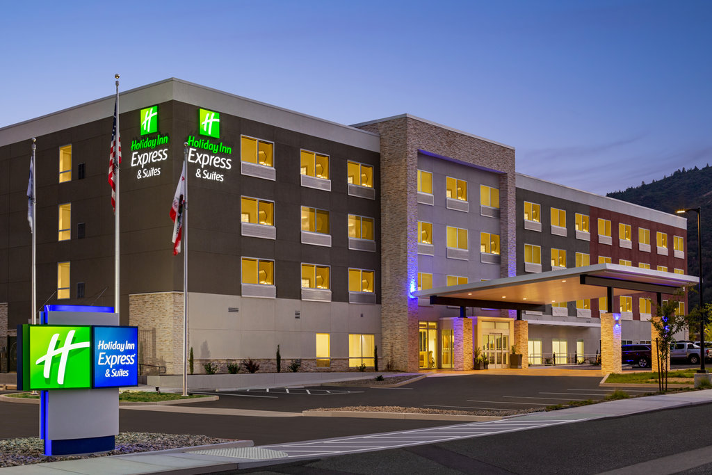 Holiday Inn Express and Suites Ukiah, an IHG Hotel - Tap to explore photos