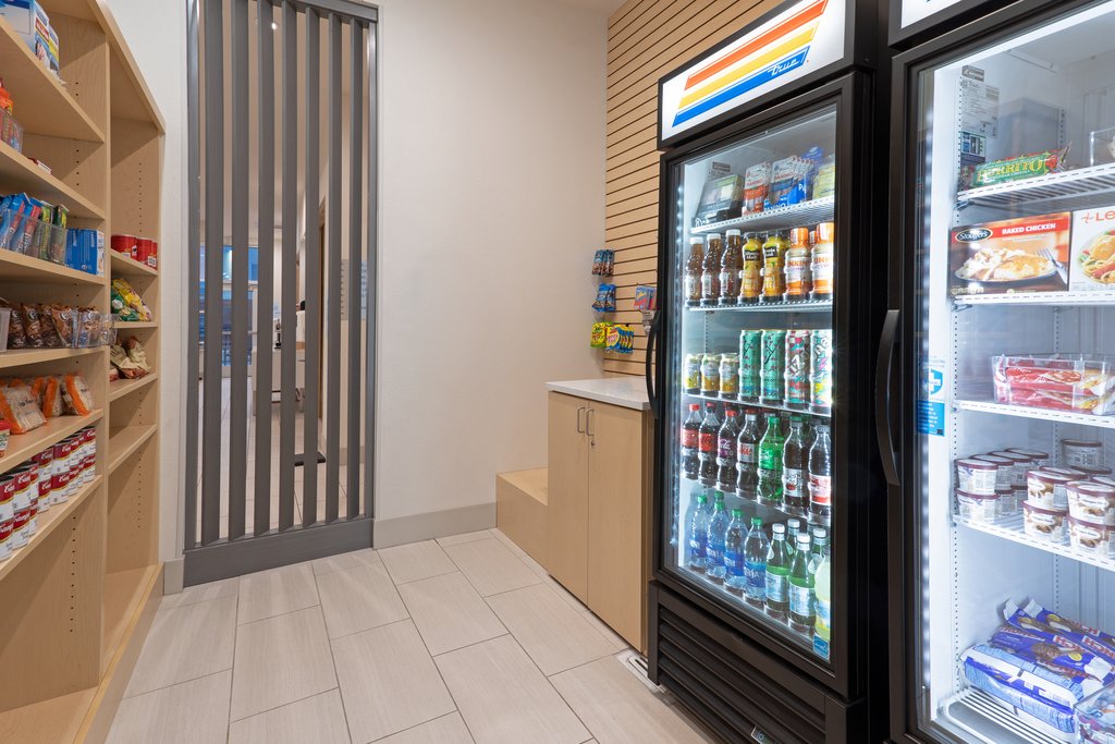 Holiday Inn Express & Suites FIRESTONE - LONGMONT - Tap to explore photos