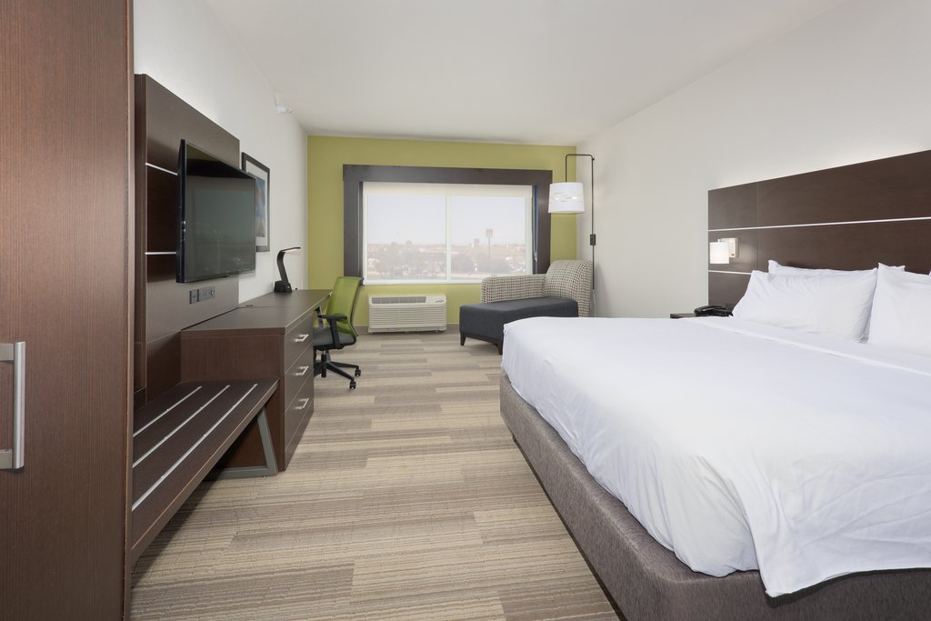 Holiday Inn Express & Suites FIRESTONE - LONGMONT - Tap to explore photos