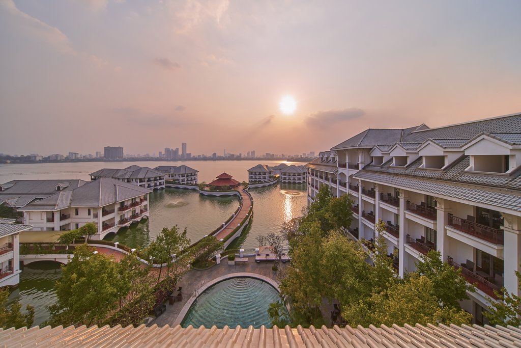 InterContinental Hotels HANOI WESTLAKE by IHG