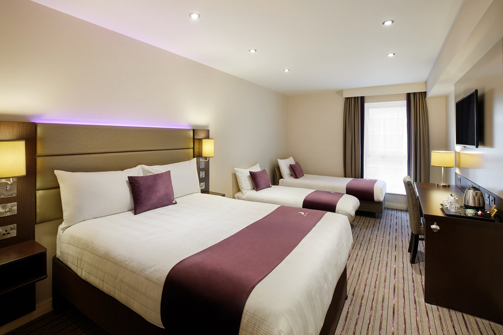 Premier Inn Bridgwater Gateway (M5, J24) - Tap to explore photos