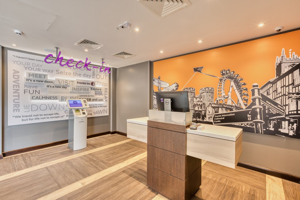 Premier Inn Hereford City Centre - Old Market - Tap to explore photos