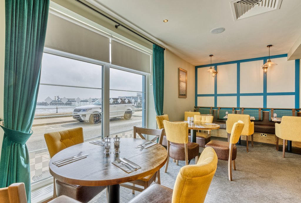 Premier Inn Isle of Wight, Sandown (Seafront) - Tap to explore photos