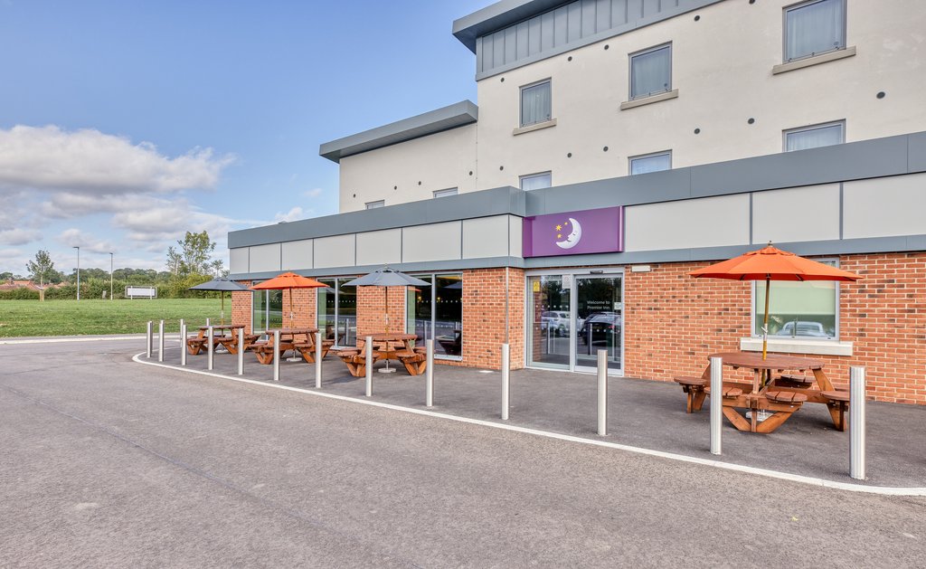 Premier Inn Pickering - Tap to explore photos