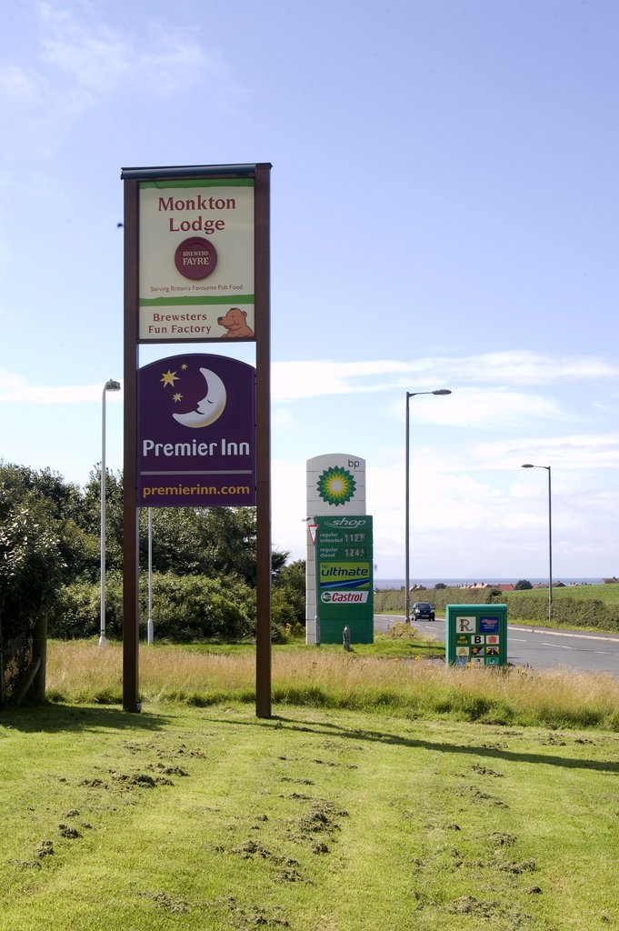Premier Inn Ayr/Prestwick Airport - Tap to explore photos