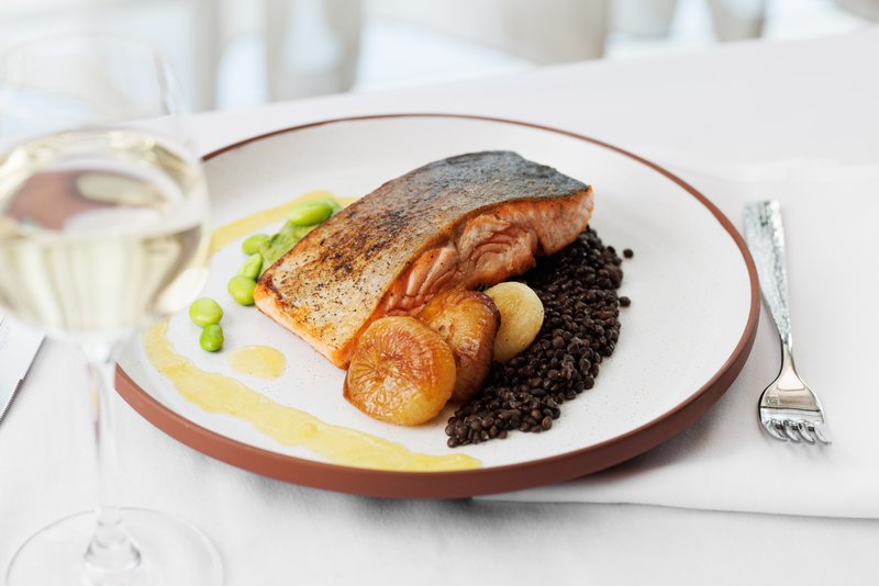 National and Suites Ottawa