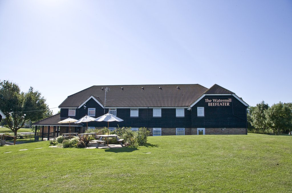 Premier Inn Basildon (East Mayne) - Tap to explore photos